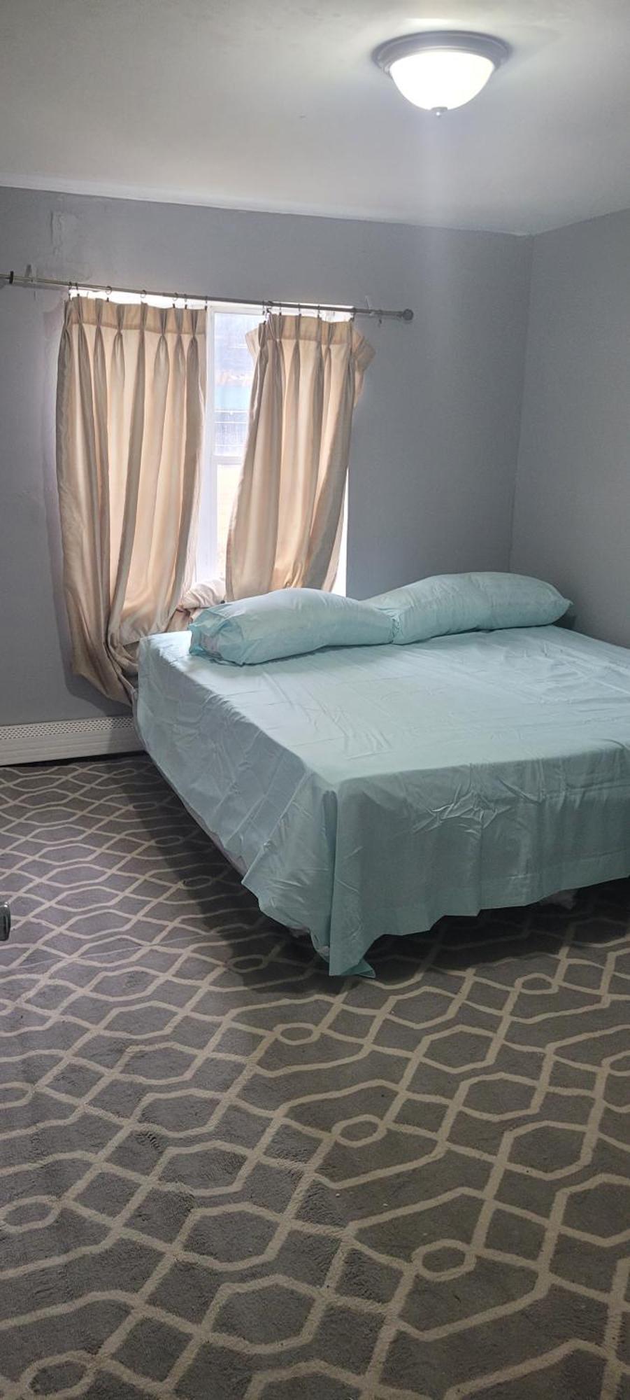 Room In A Beach House With King Size Bed In A Landlord Hosted Three Bedroom Apartment 뉴욕 외부 사진